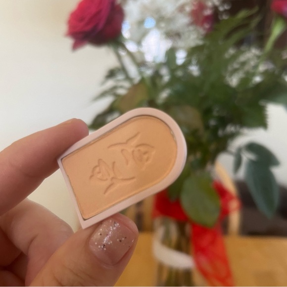 Mary Kay - Picture 2 of 3